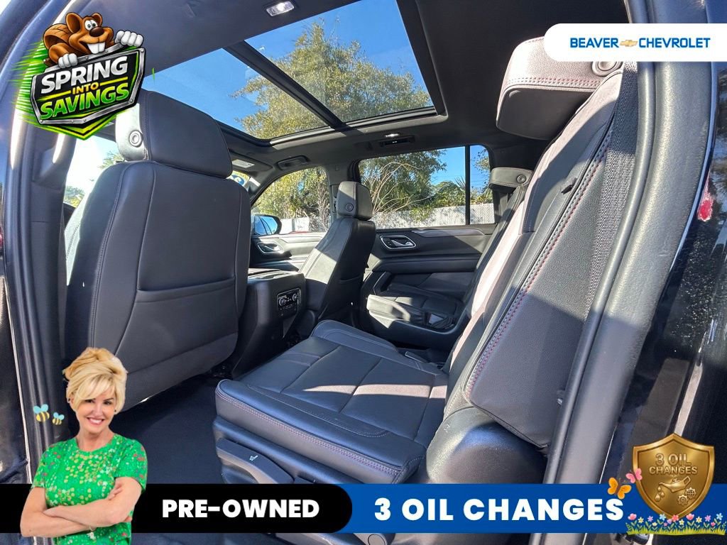 Used 2022 Chevrolet Suburban RST w/ Luxury Package image 15