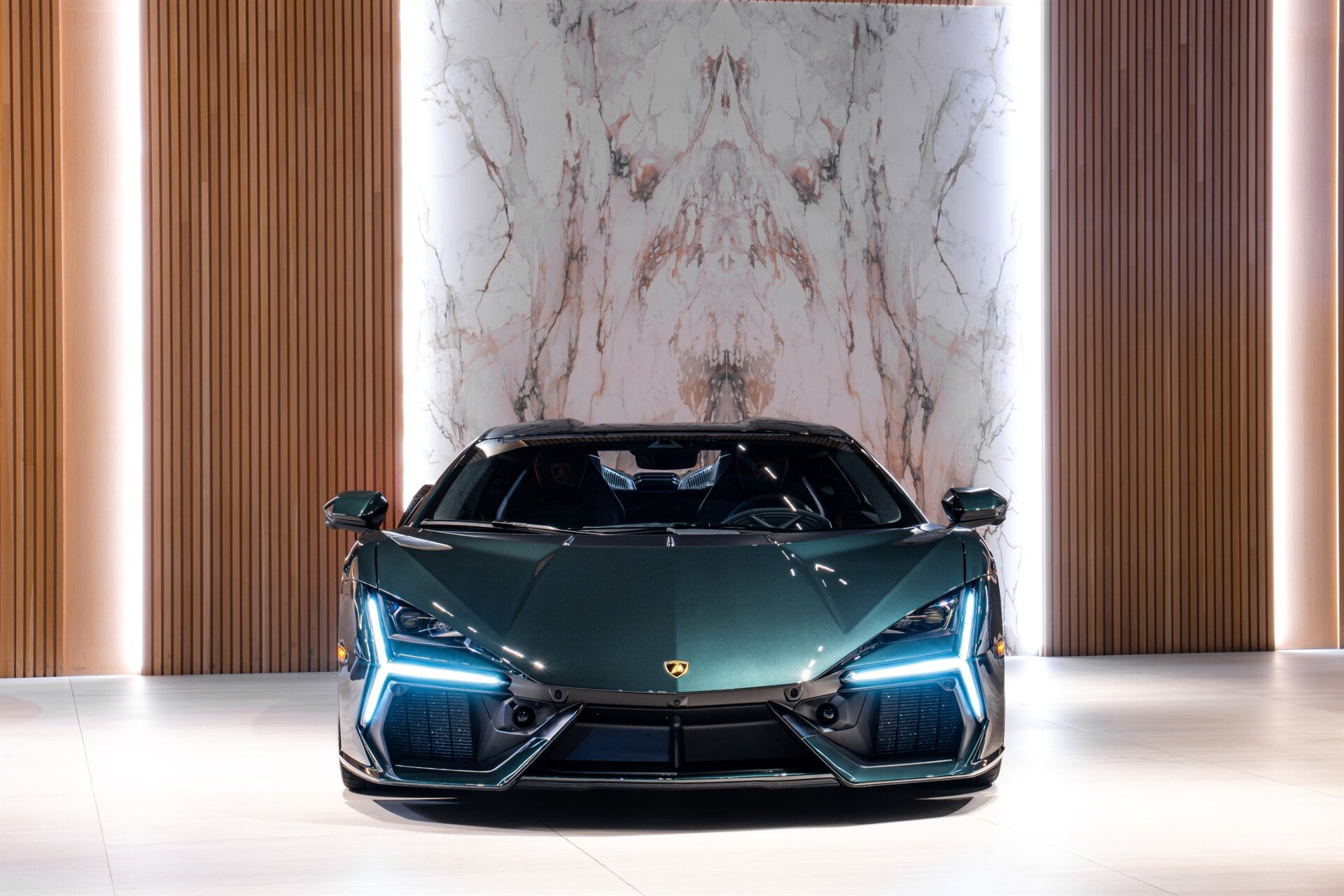 Used 2024 Lamborghini Revuelto AWD/4WD image 4