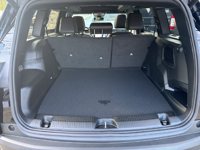 New 2026 Jeep Cherokee Overland w/ Advanced Pro Tech Group AWD/4WD image 12