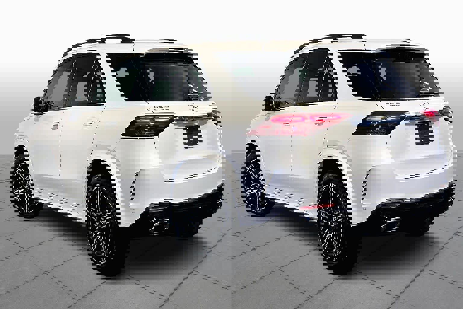 New 2026 Mercedes-Benz GLE 350 4MATIC image 3