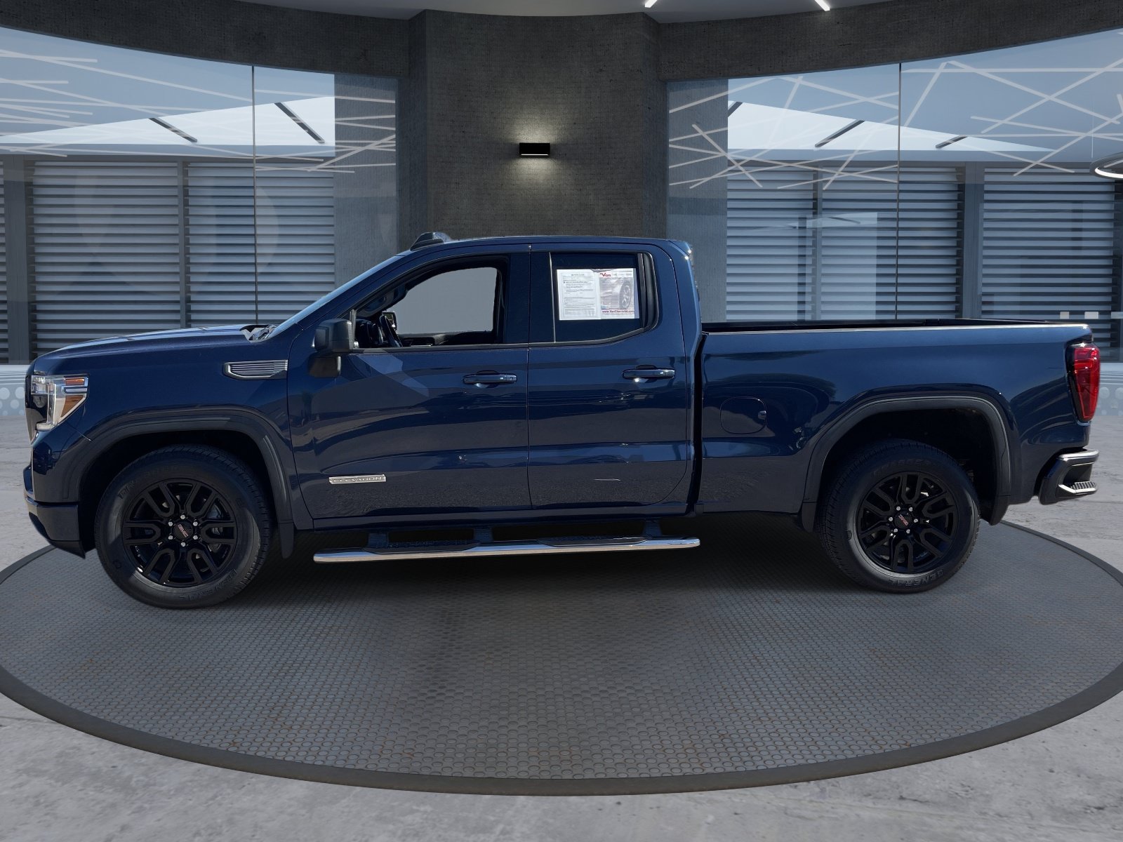Used 2021 GMC Sierra 1500 Elevation RWD image 3