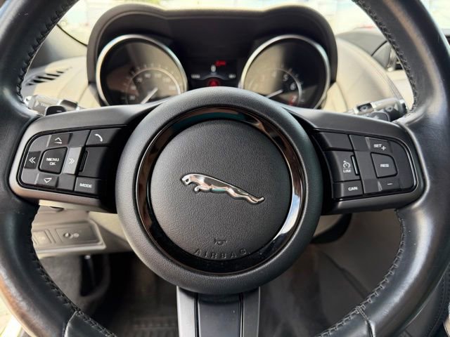 Used 2017 Jaguar F-TYPE Coupe RWD image 13
