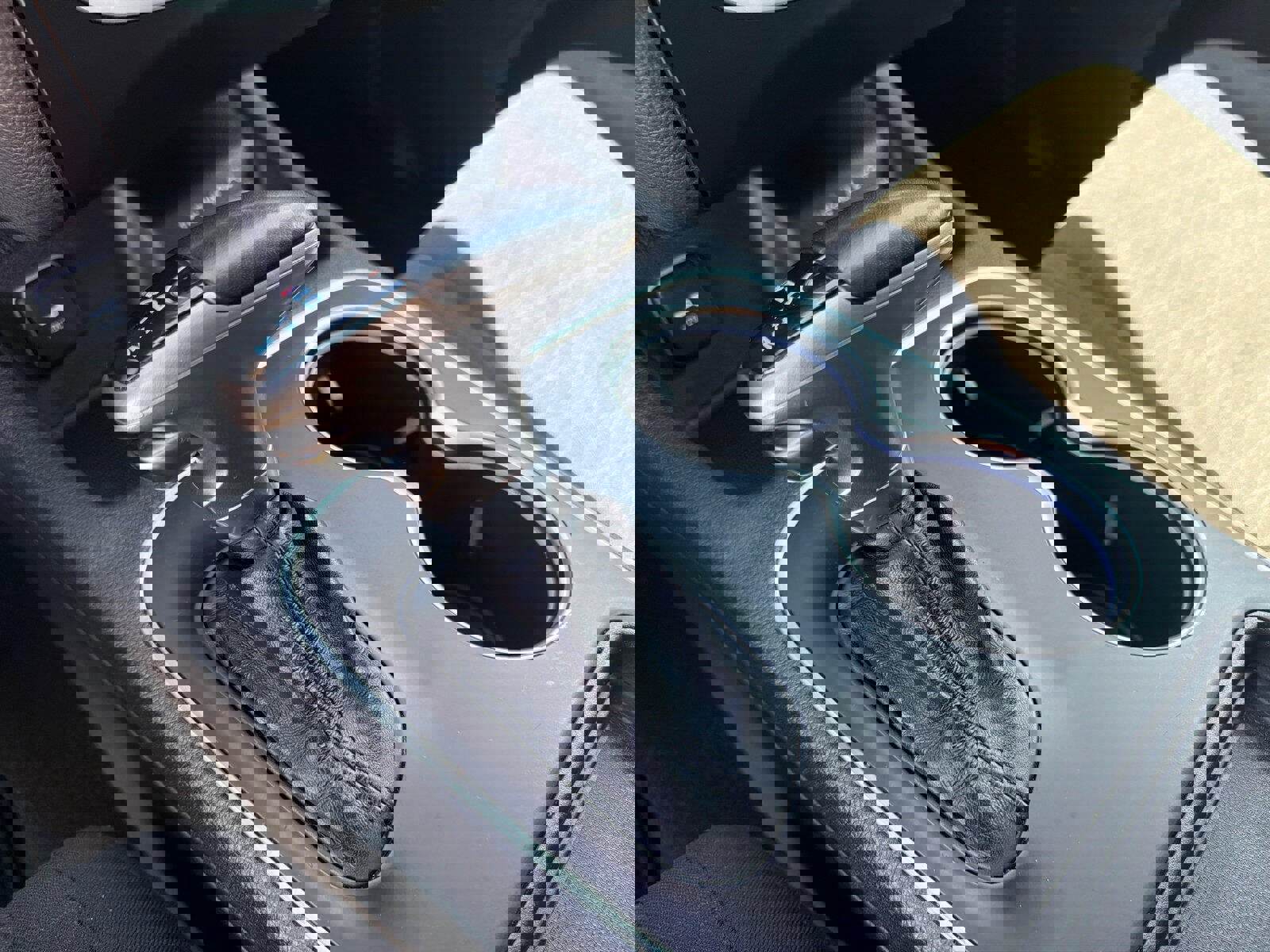 Used 2020 Dodge Durango SXT image 17