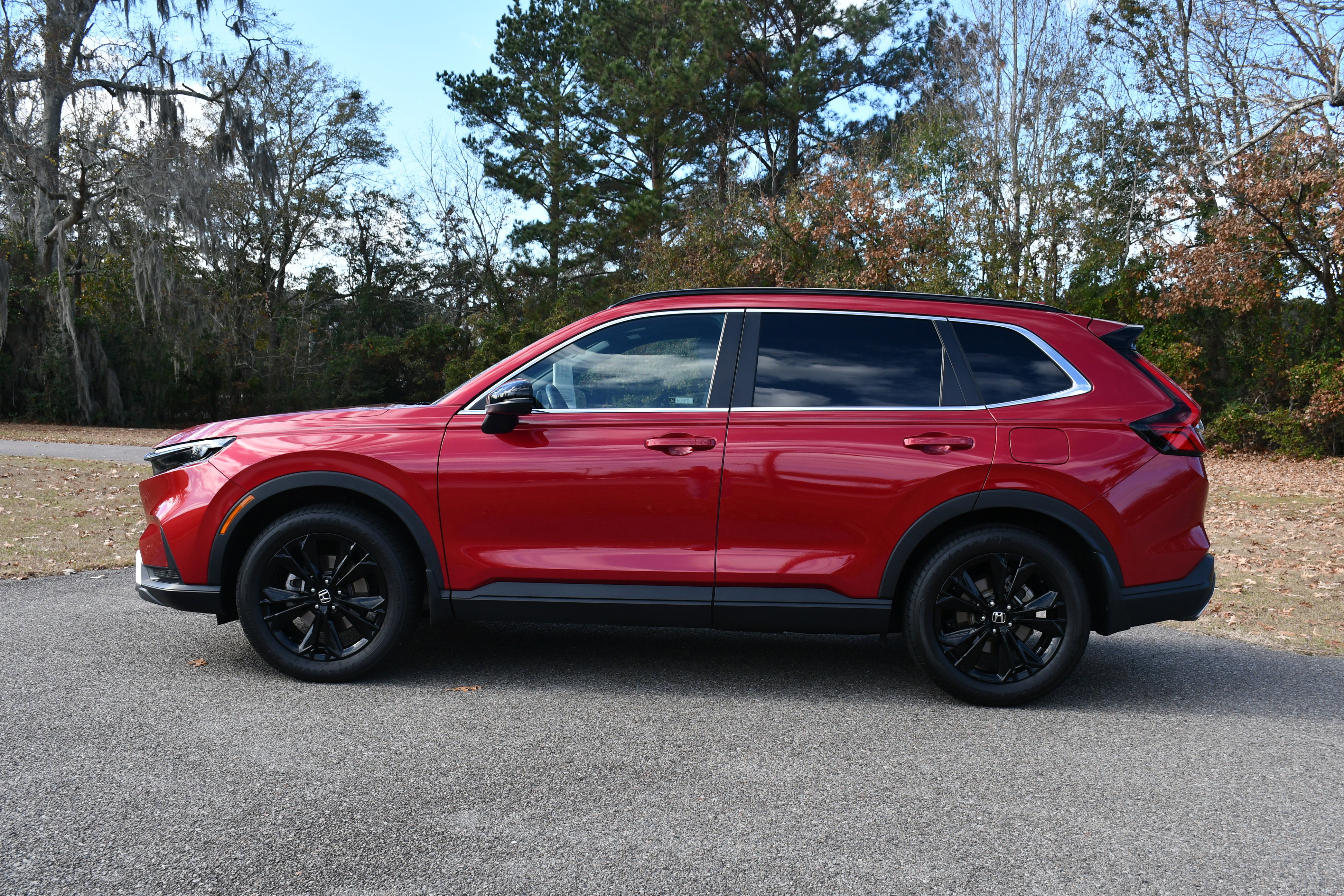 Certified 2023 Honda CR-V Sport Touring image 2