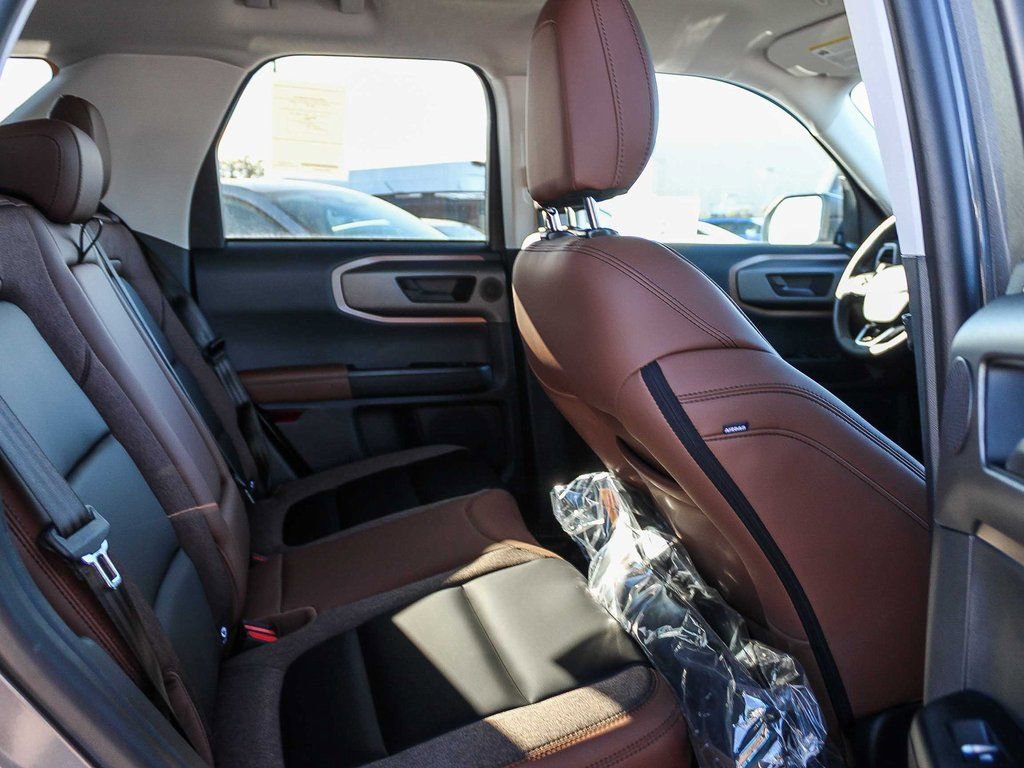 New 2025 Ford Bronco Sport Outer Banks w/ Outer Banks Tech Package+ image 17