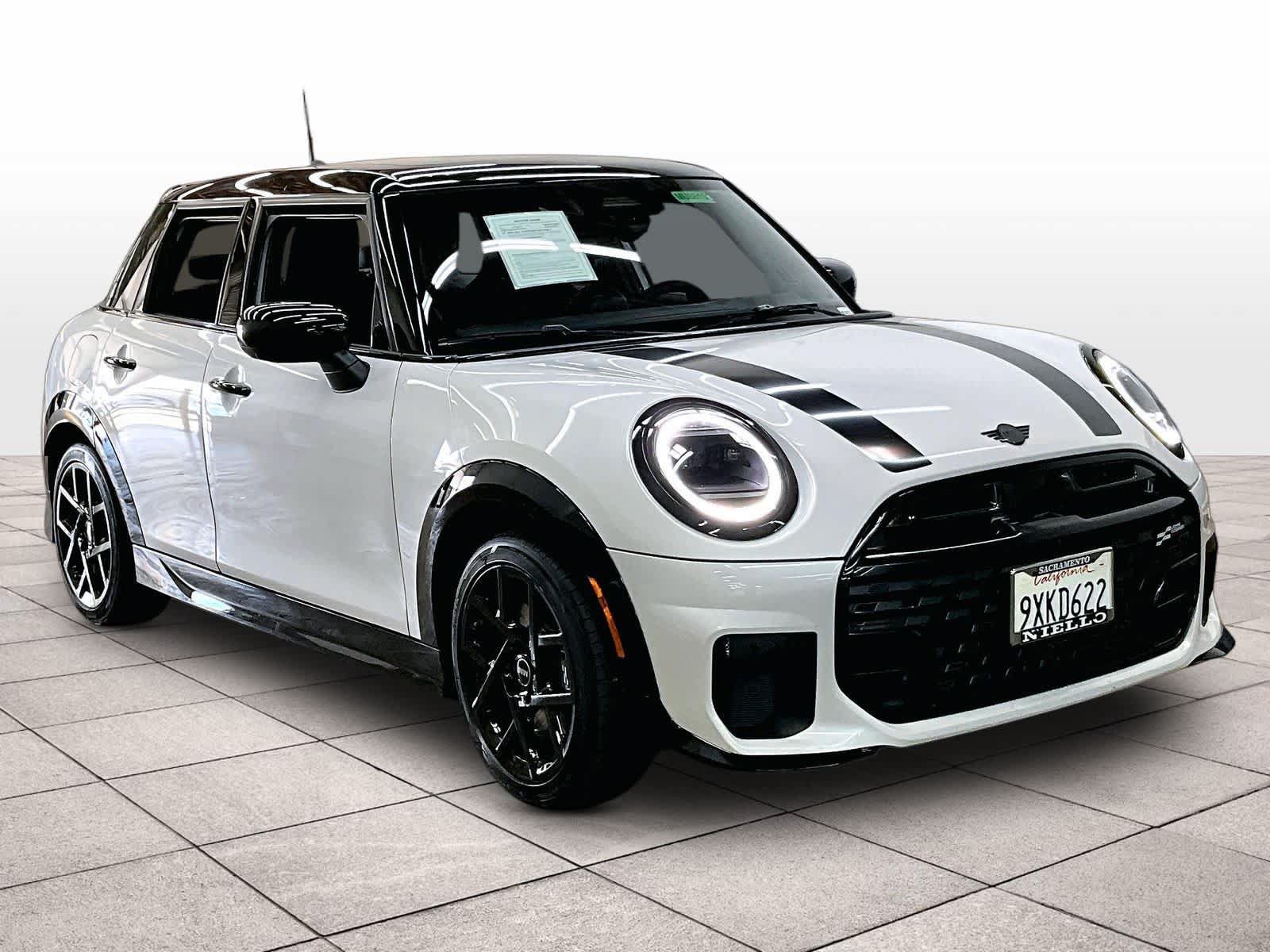 Used 2026 MINI Cooper S FWD image 2