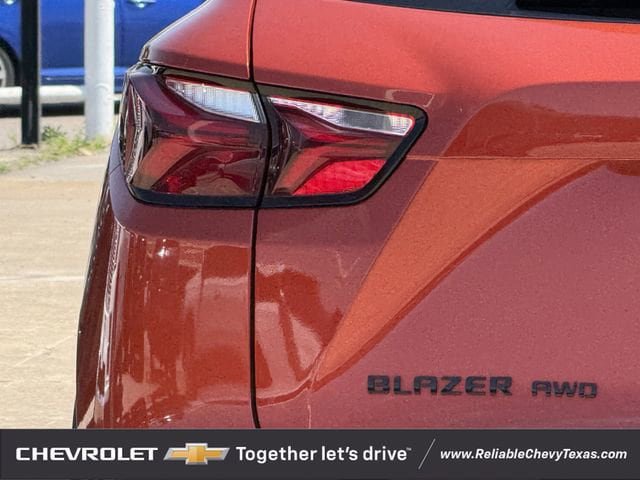 Used 2021 Chevrolet Blazer RS w/ Enhanced Convenience Package AWD/4WD image 8