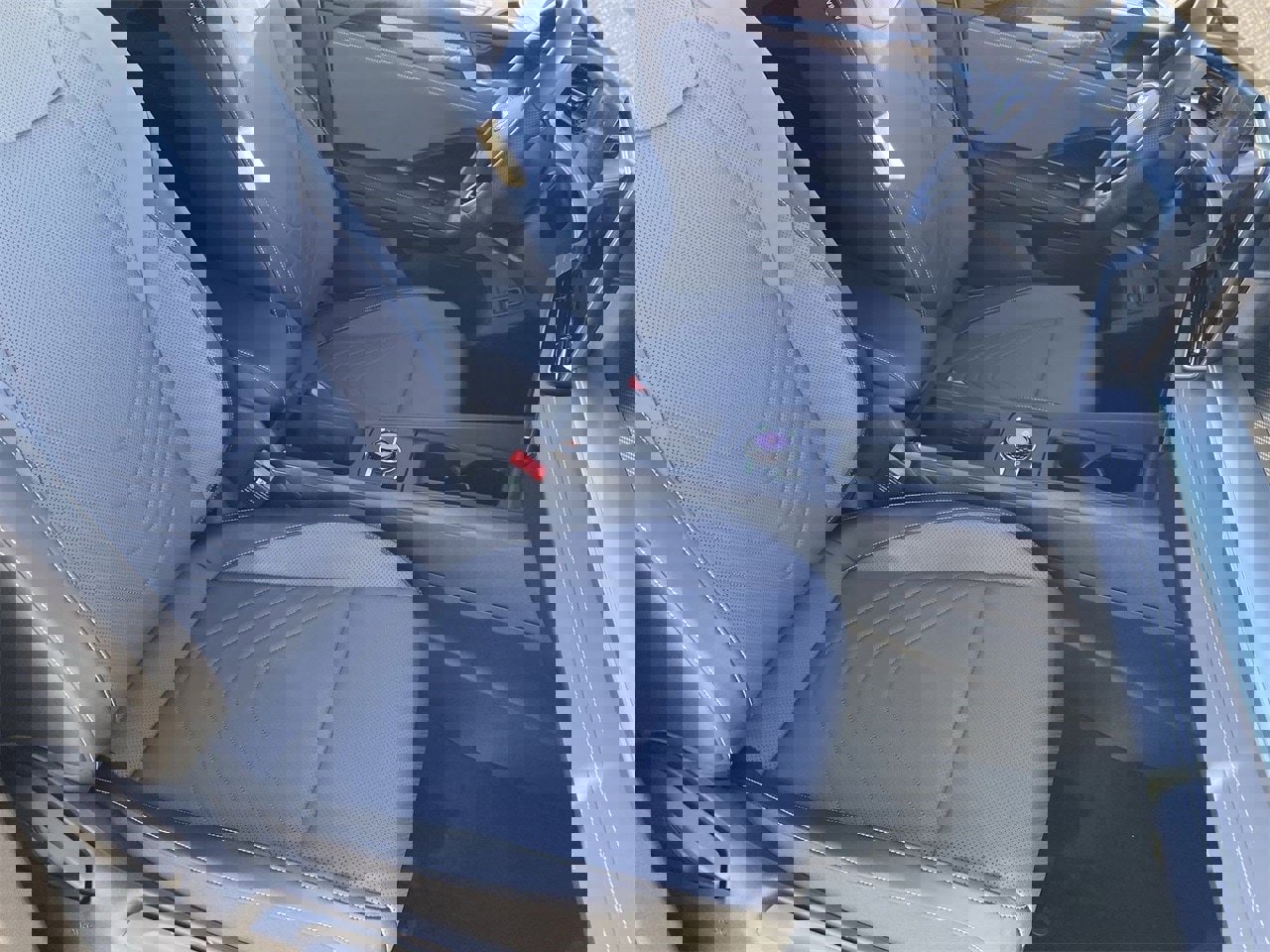 New 2026 Volkswagen Tiguan SE R-Line image 7