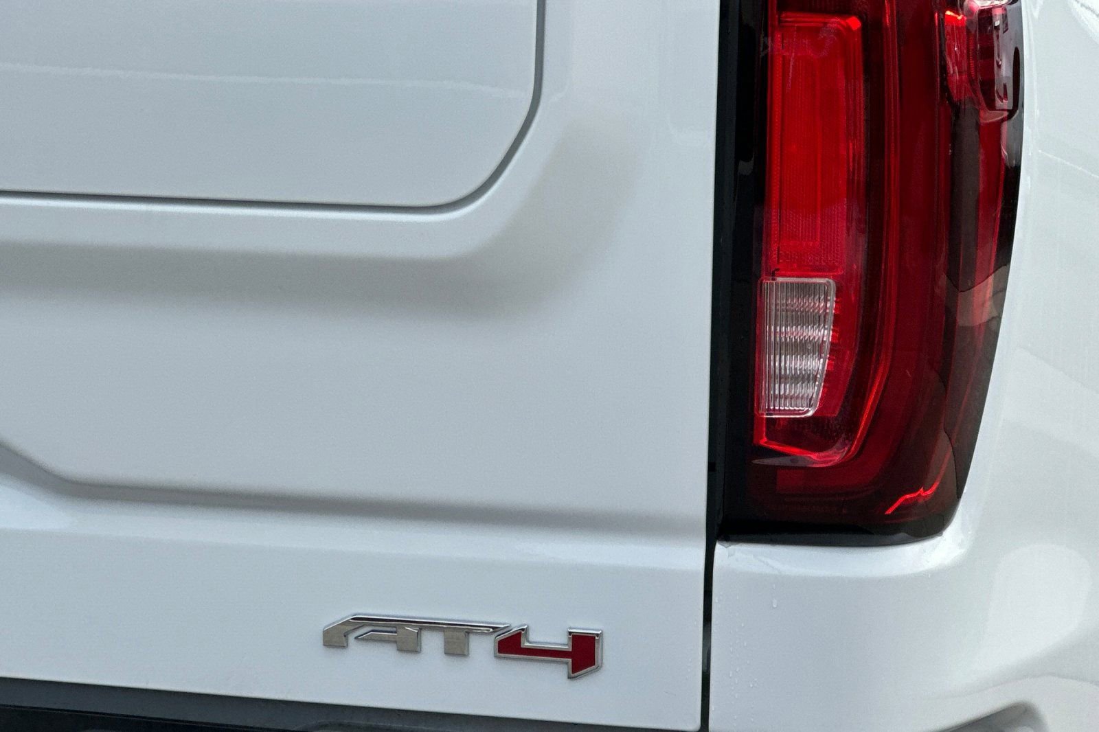 Certified 2025 GMC Sierra 1500 AT4 image 27