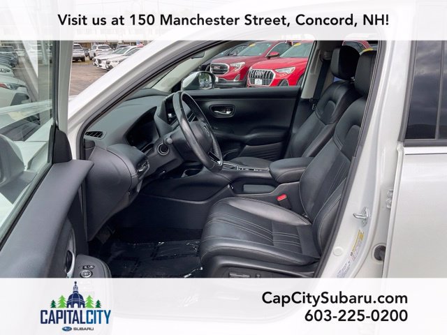 Used 2023 Honda HR-V EX-L image 11