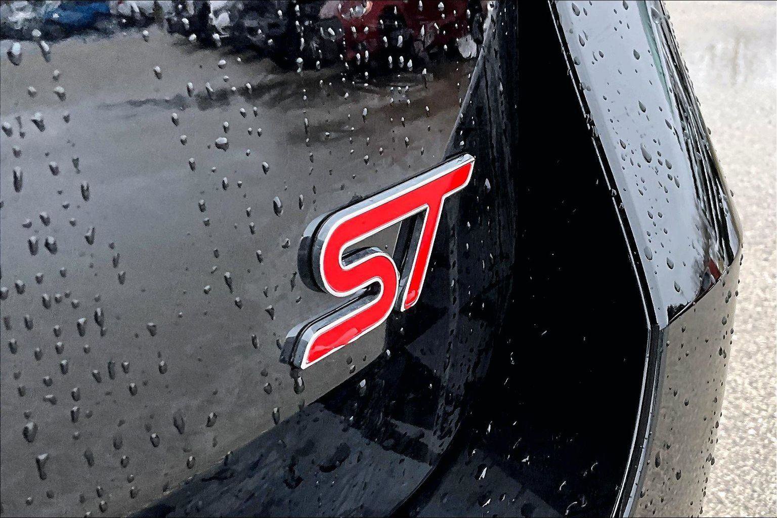 New 2026 Ford Explorer ST w/ Sun And Sound Package image 18