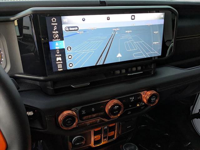 Used 2024 Jeep Wrangler Sahara w/ Technology Group image 12