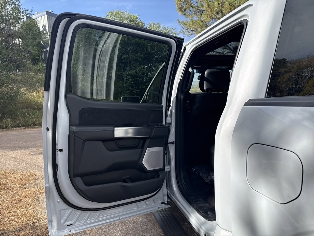 New 2025 Ford F150 Platinum w/ Equipment Group 702A High image 20