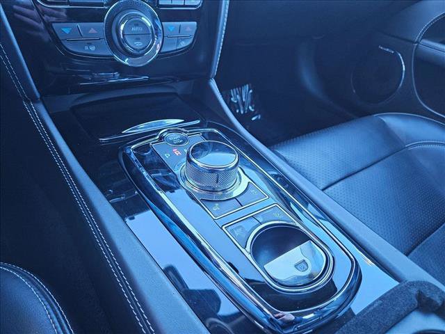 Used 2012 Jaguar XK Convertible image 14