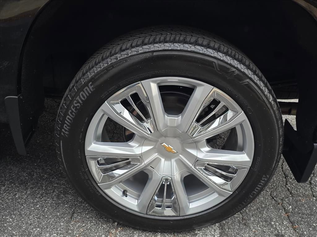 Certified 2024 Chevrolet Silverado 1500 High Country w/ Technology Package image 8