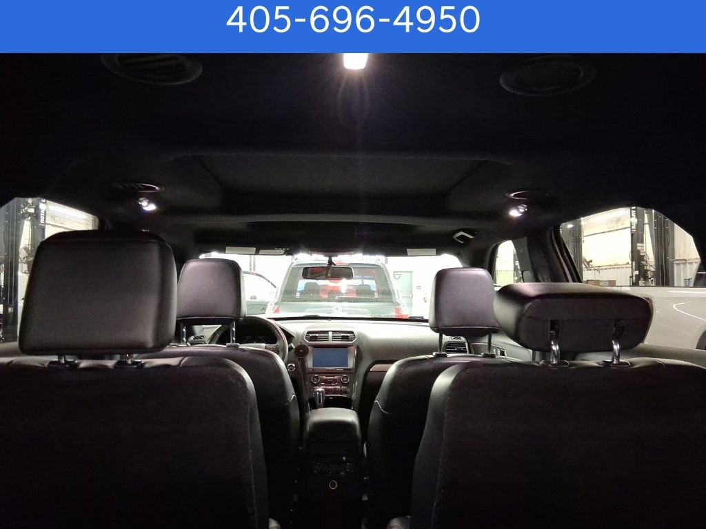 Used 2018 Ford Explorer XLT w/ Equipment Group 202A image 17
