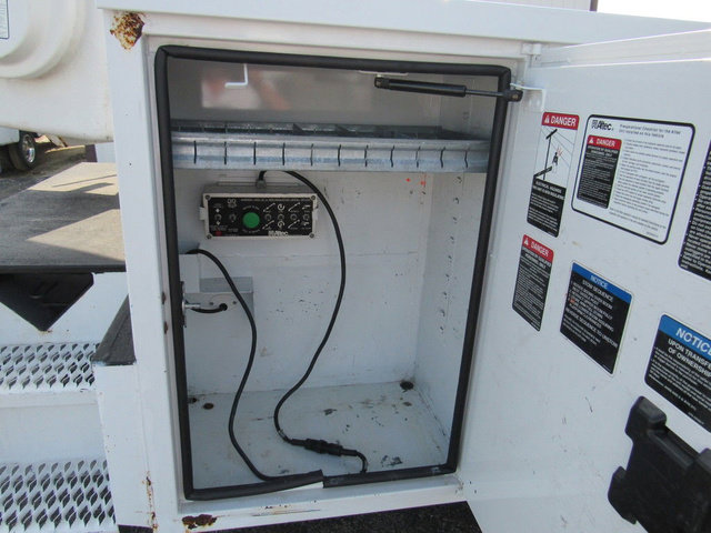 Used 2017 Ford F350 XL w/ Power Equipment Group RWD image 18