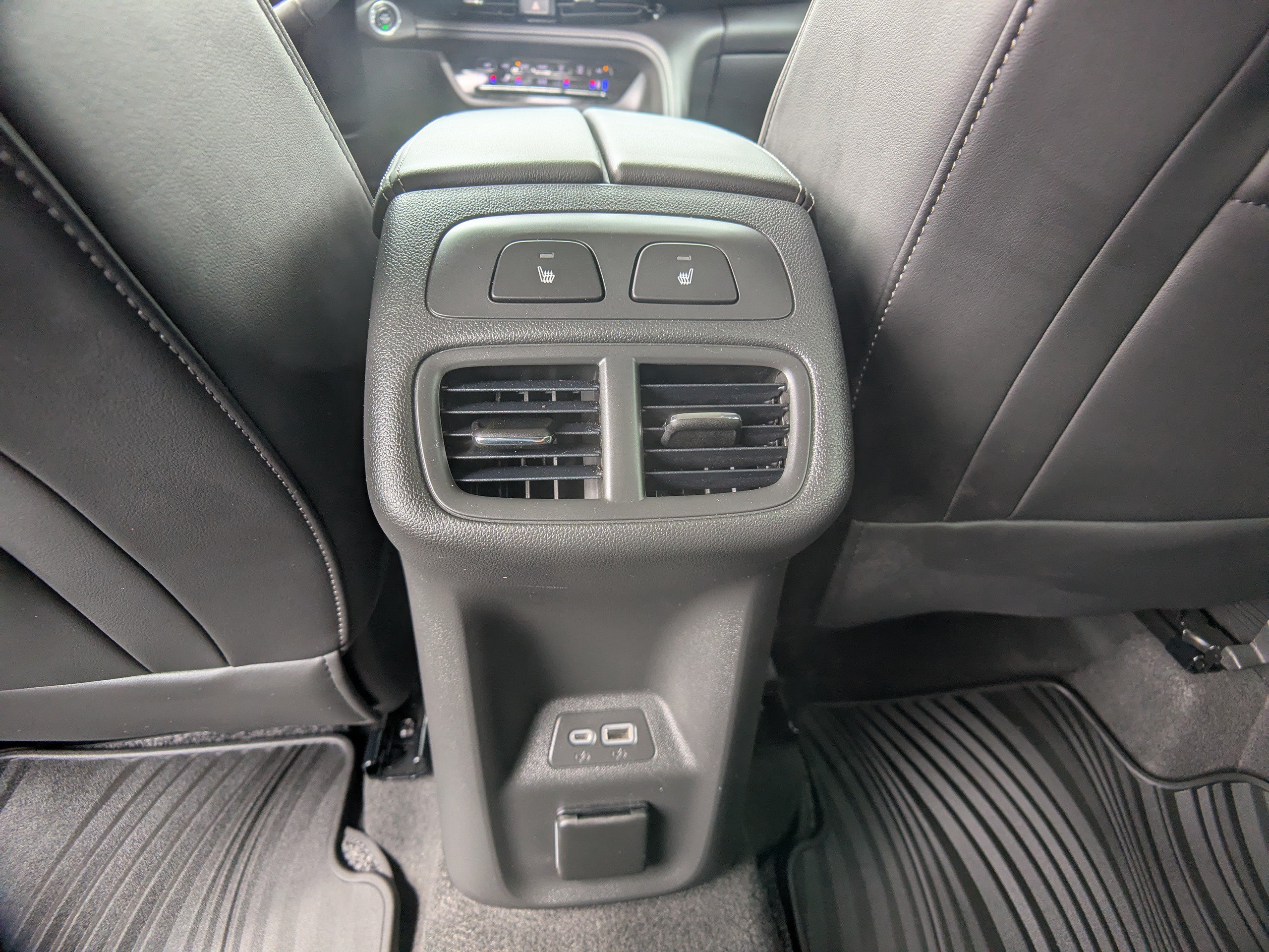 Used 2023 Buick Envision Avenir AWD/4WD image 15
