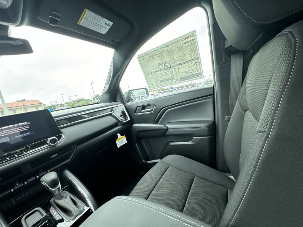 Used 2024 GMC Canyon Elevation image 11