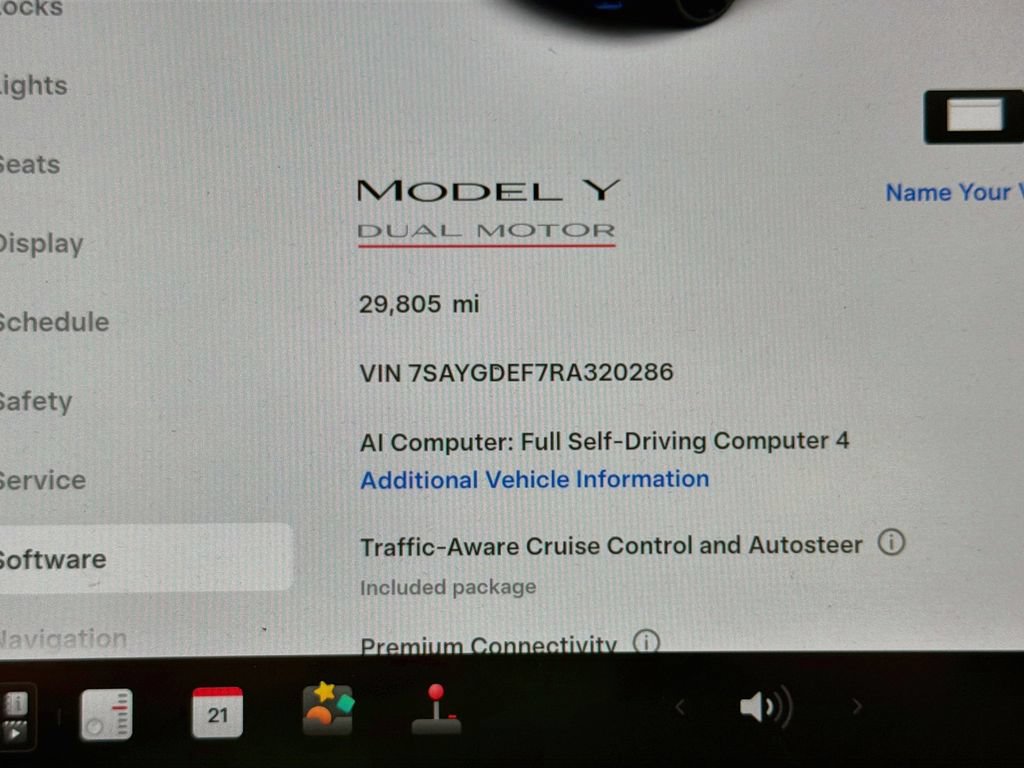 Used 2024 Tesla Model Y Performance AWD/4WD image 12