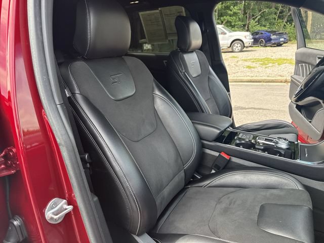 Used 2019 Ford Edge ST w/ Equipment Group 401A AWD/4WD image 25
