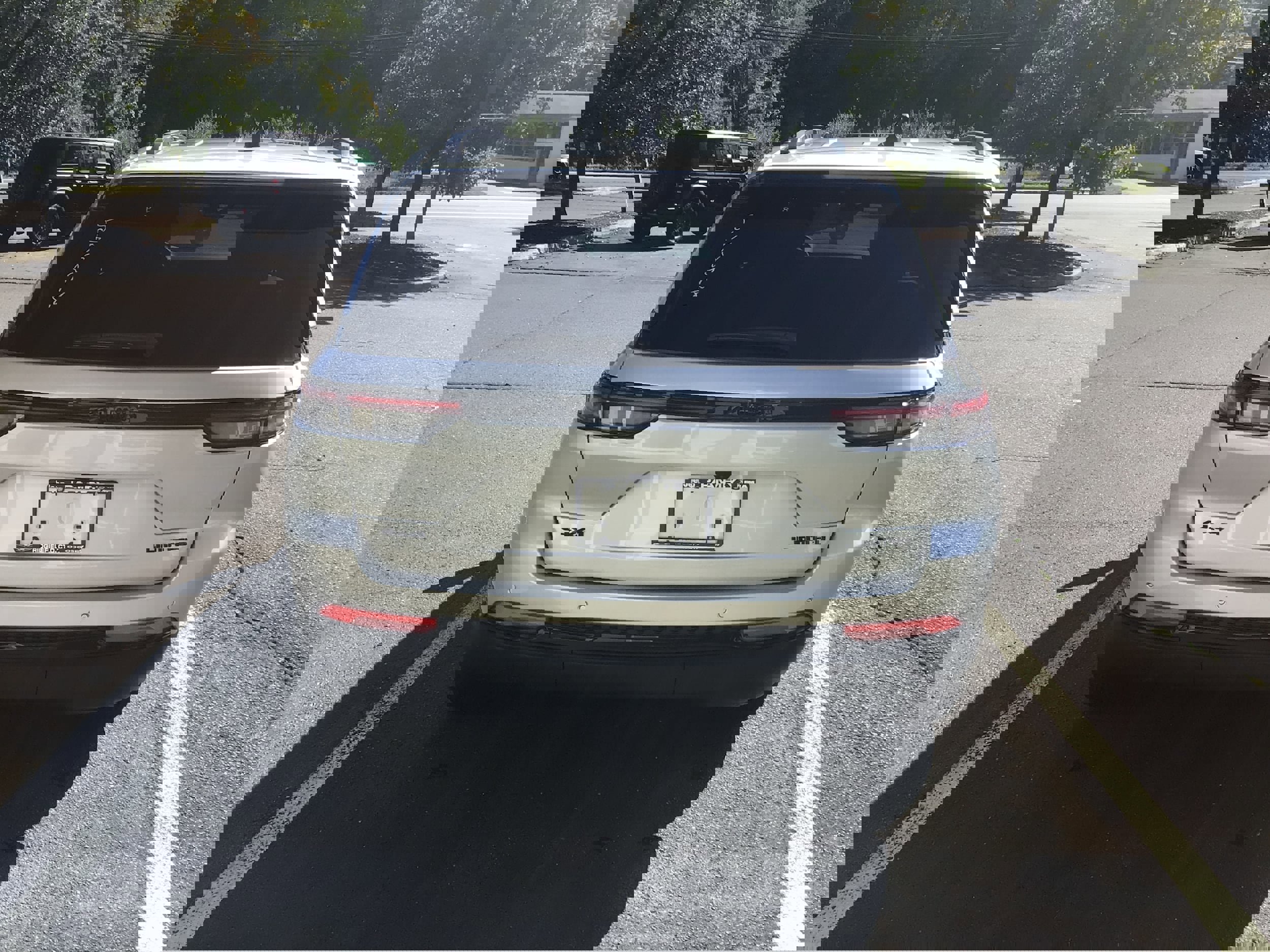 New 2025 Jeep Grand Cherokee Limited w/ Black Appearance Package image 6