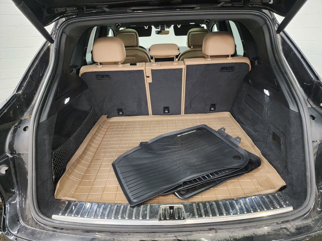 Used 2019 Porsche Cayenne AWD/4WD image 28