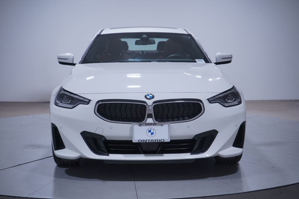 Used 2023 BMW 230i Coupe w/ Convenience Package image 4