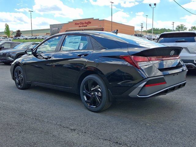 New 2026 Hyundai Elantra Sport FWD image 3