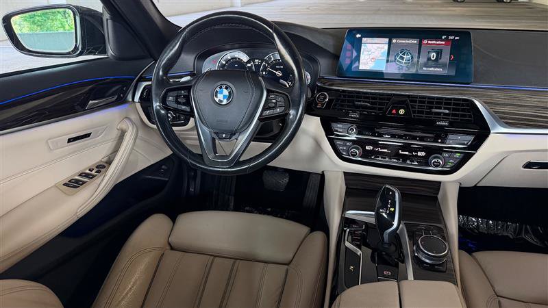 Used 2018 BMW 530i xDrive AWD/4WD image 16