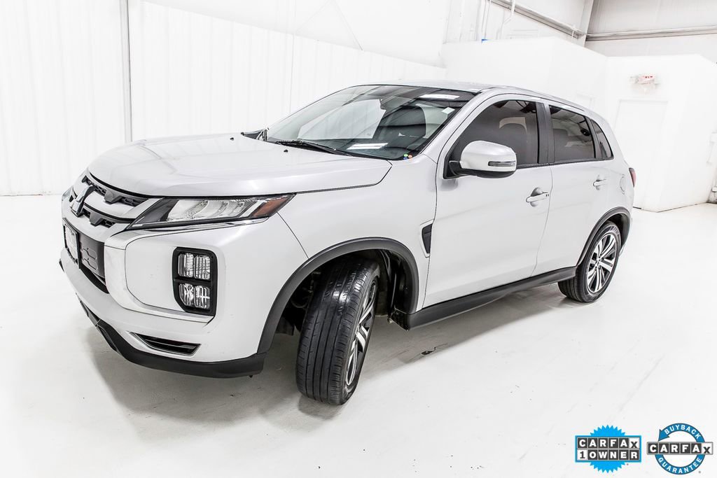 Used 2021 Mitsubishi Outlander Sport SE image 2