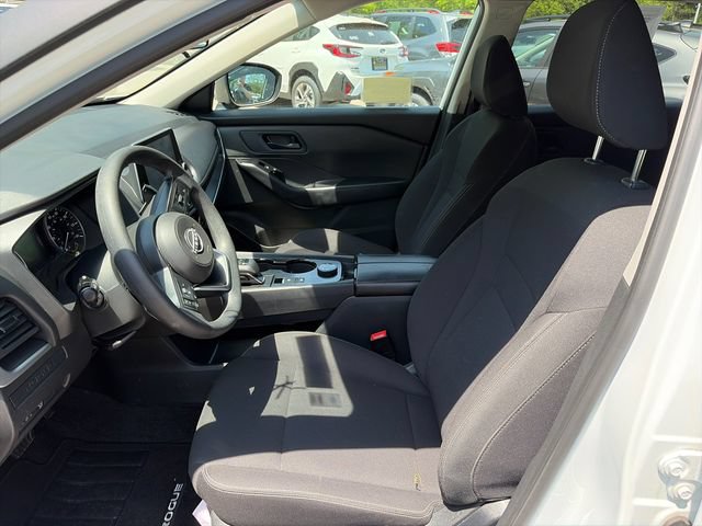 Used 2024 Nissan Rogue S AWD/4WD image 14