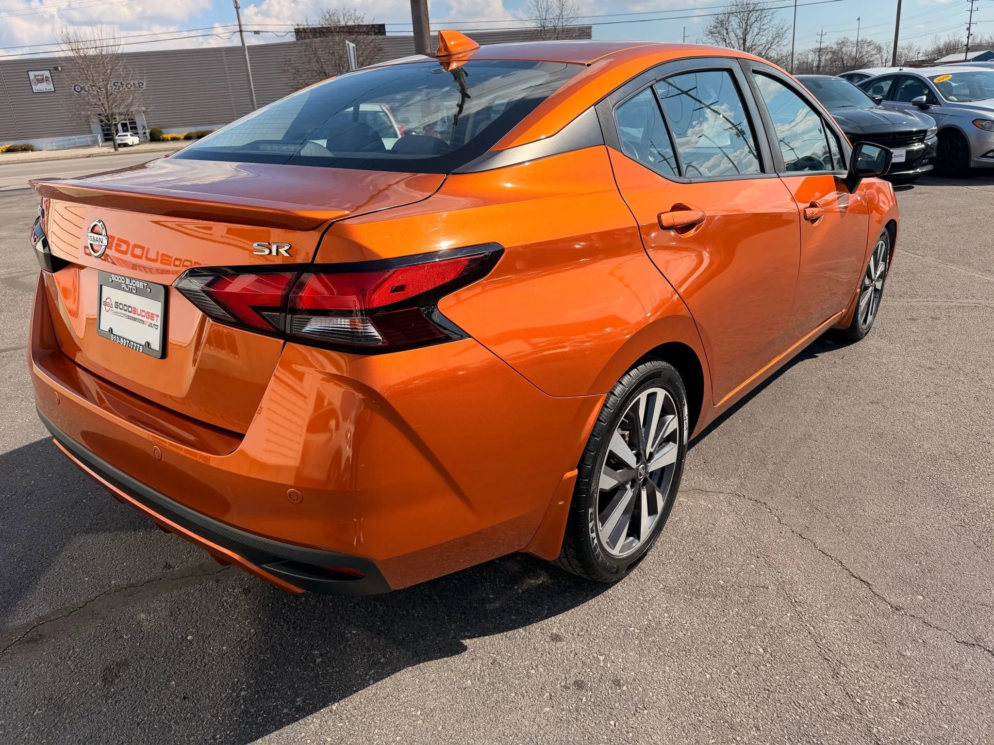 Used 2020 Nissan Versa SR w/ Lighting Package image 5