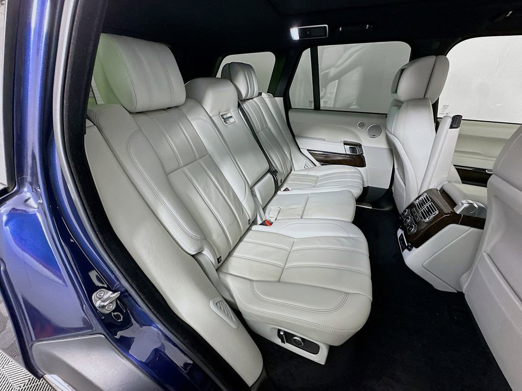 Used 2017 Land Rover Range Rover HSE AWD/4WD image 28