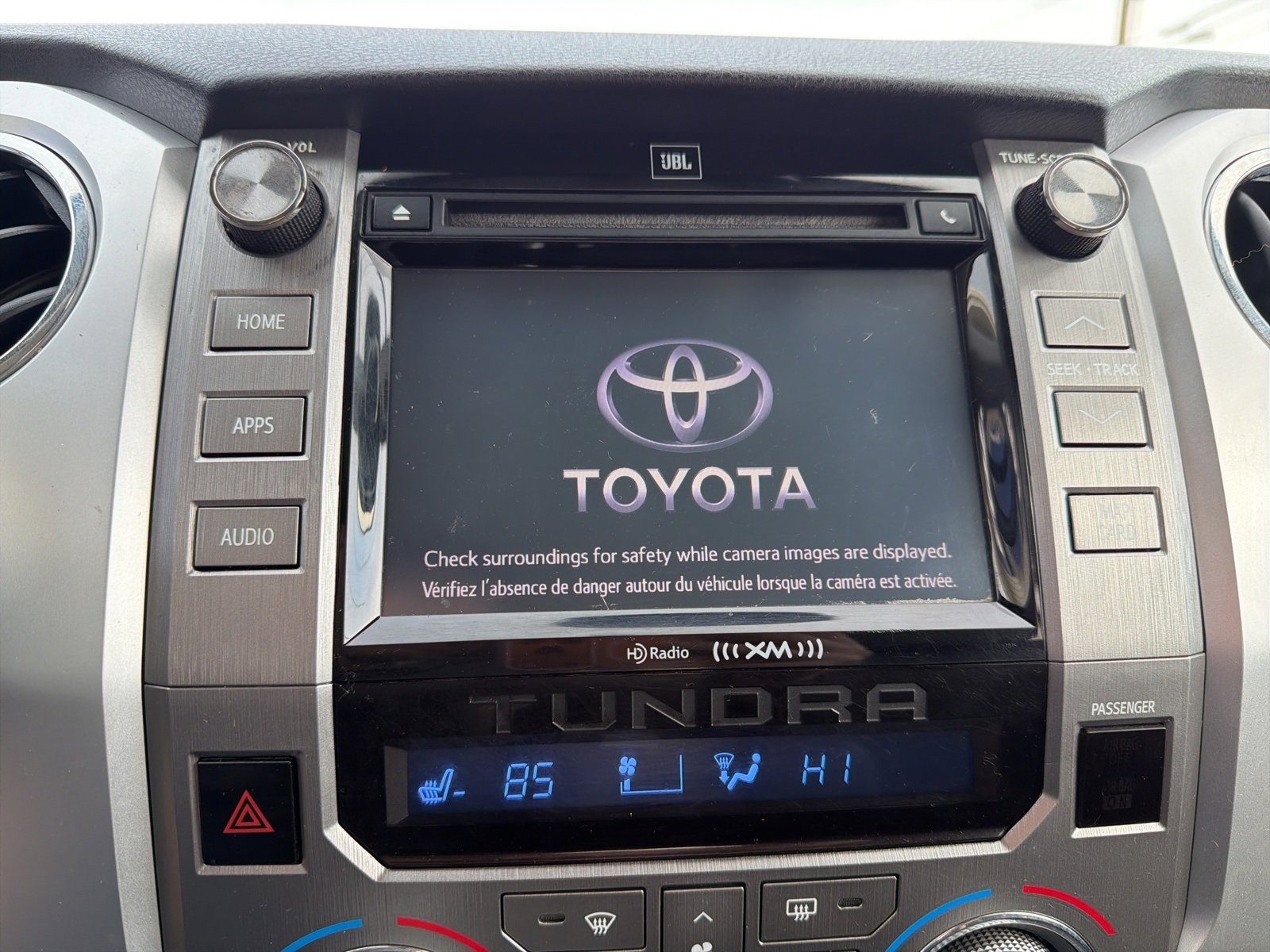 Used 2014 Toyota Tundra Platinum image 28