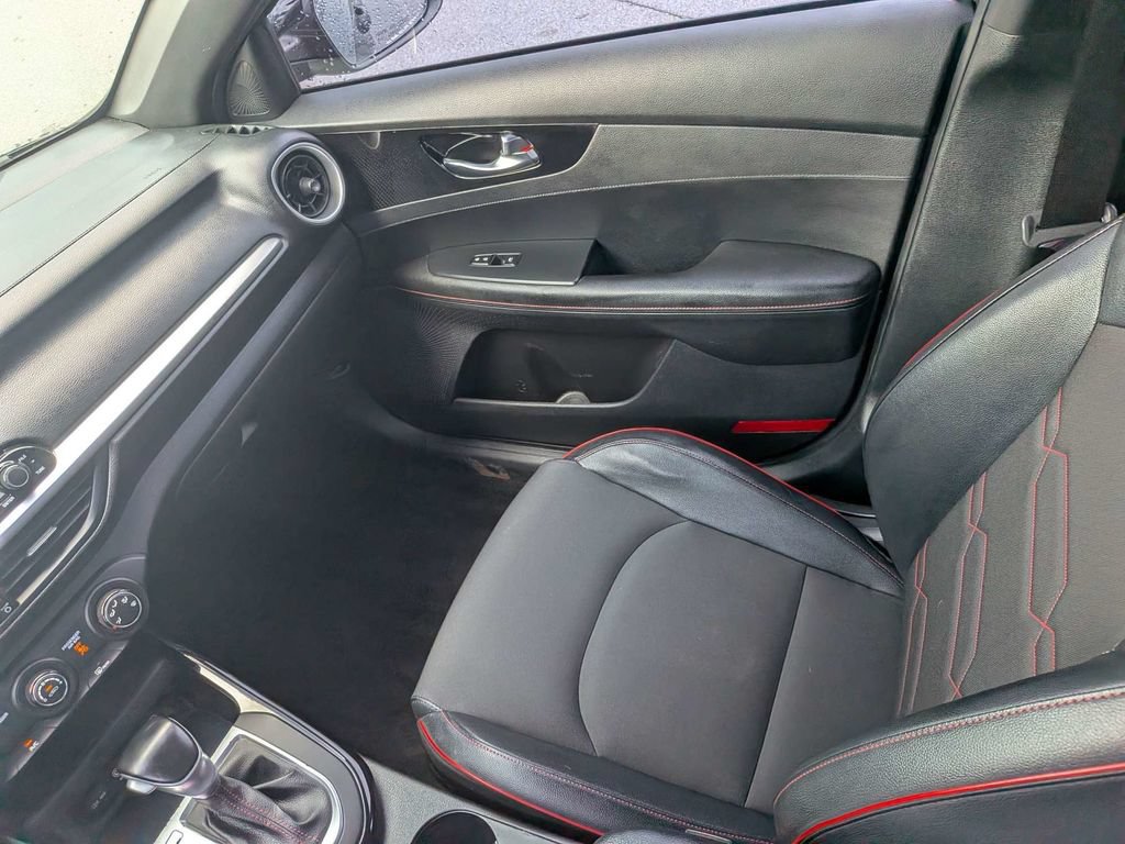 Used 2021 Kia Forte GT FWD image 15