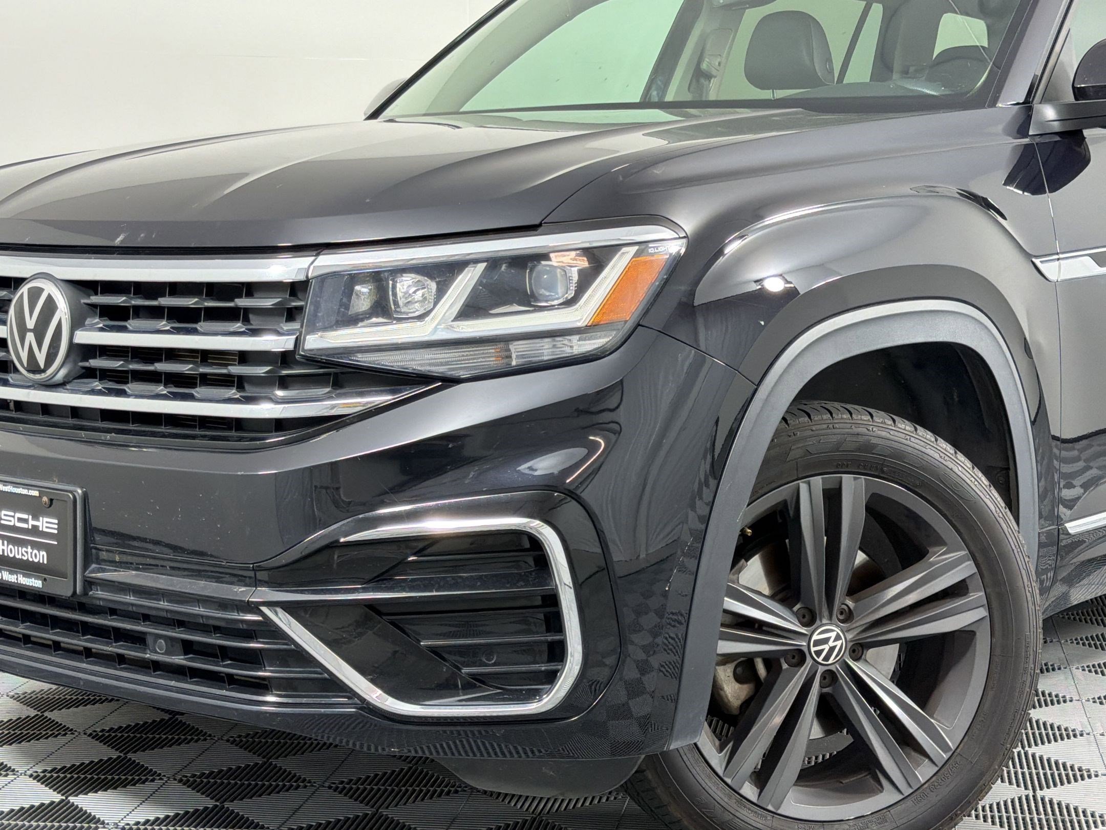 Used 2021 Volkswagen Atlas SE AWD/4WD image 6
