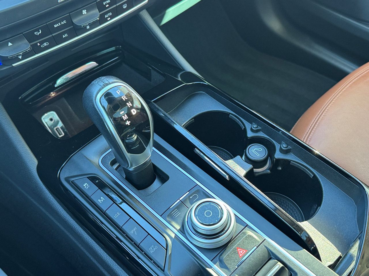 Used 2017 Maserati Levante image 23