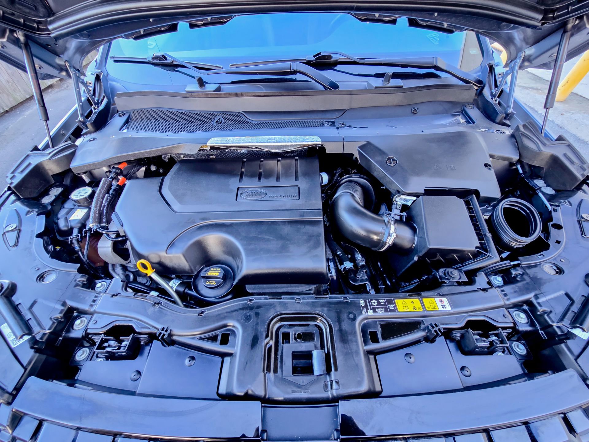 Used 2023 Land Rover Discovery Sport S R-Dynamic image 38