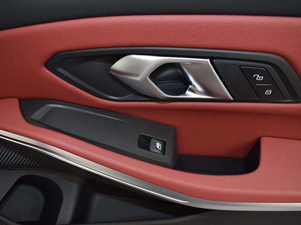 New 2026 BMW 330i Sedan w/ M Sport Package image 21