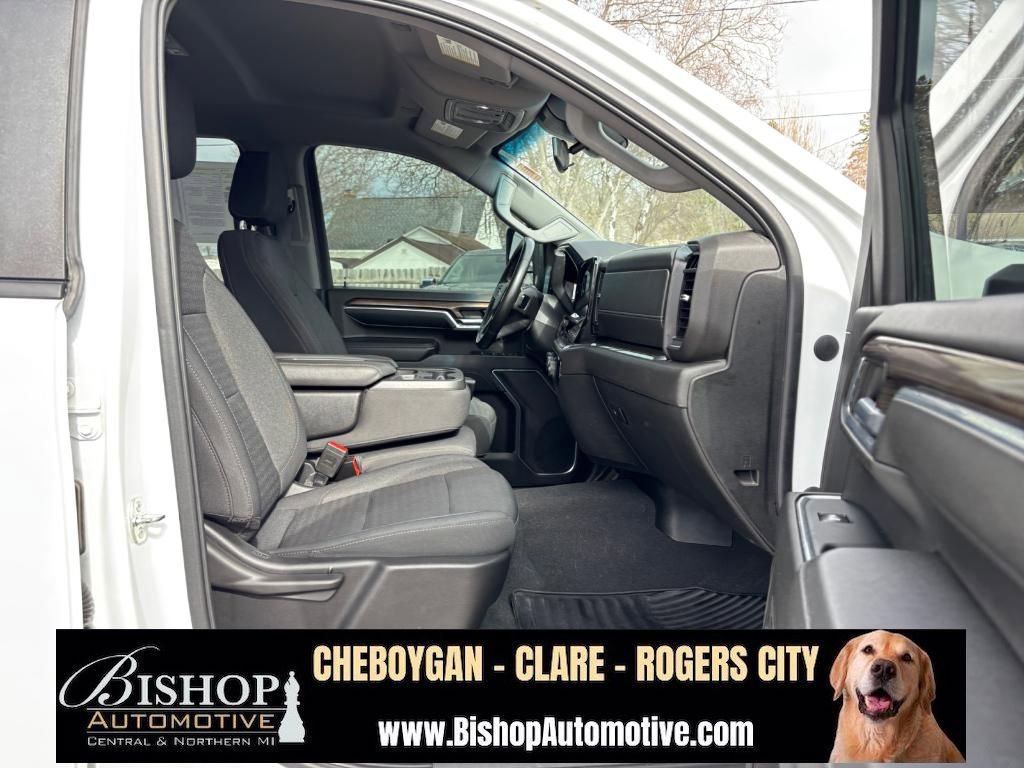 Used 2024 Chevrolet Silverado 2500 LT w/ Convenience Package AWD/4WD image 24