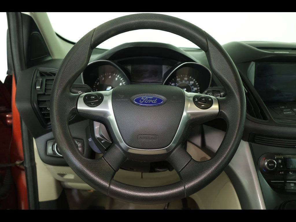 Used 2016 Ford Escape SE w/ Equipment Group 201A AWD/4WD image 16