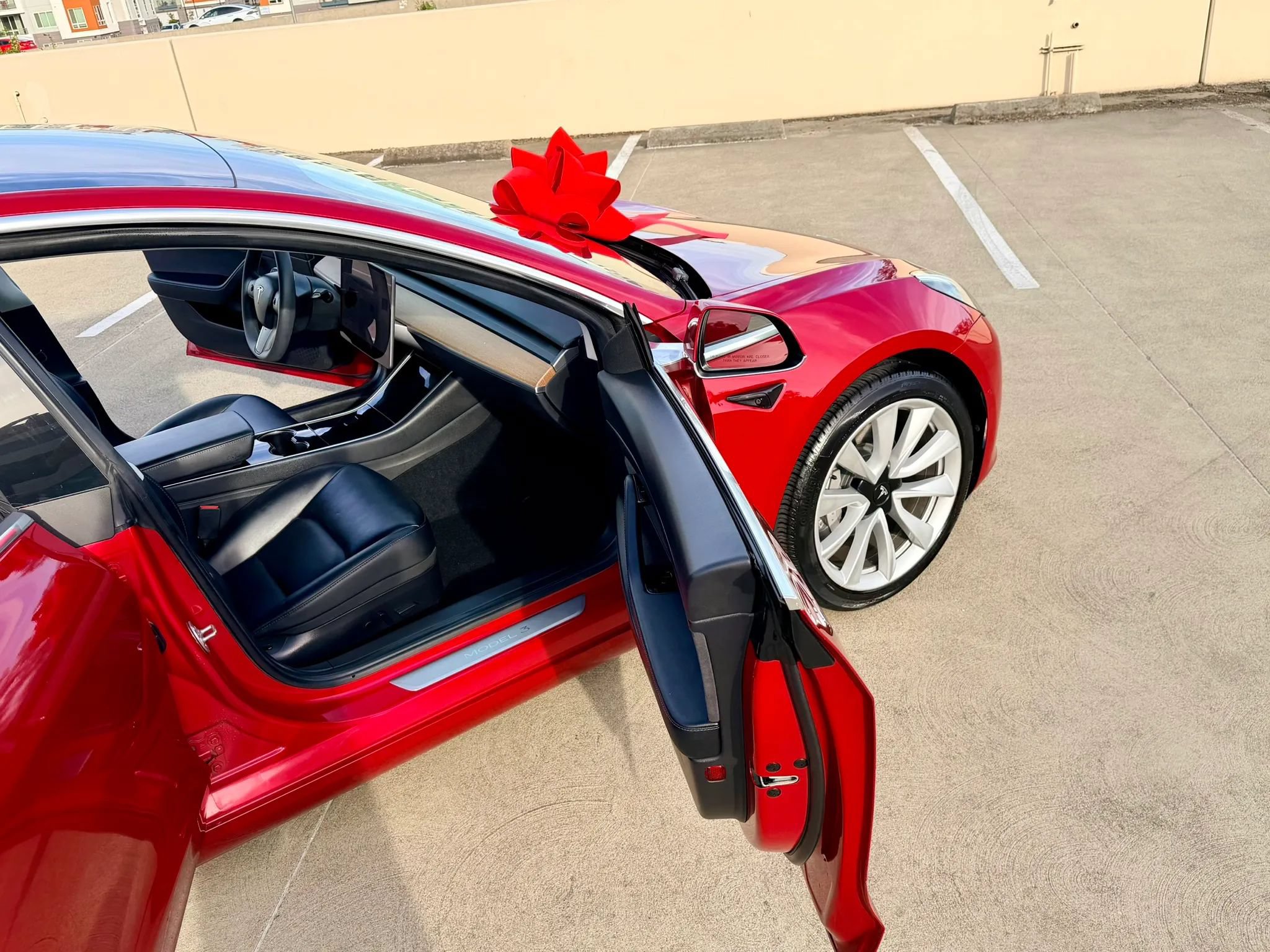 Used 2020 Tesla Model 3 Standard Range Plus RWD image 34