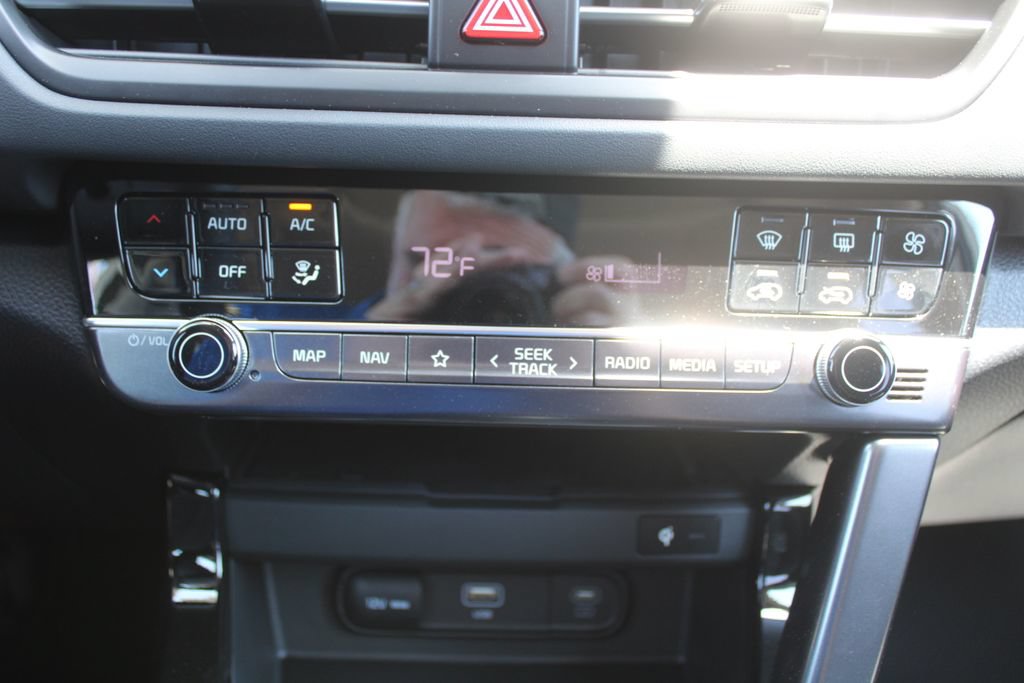 New 2026 Kia Seltos SX w/ SX Sunroof Package AWD/4WD image 41