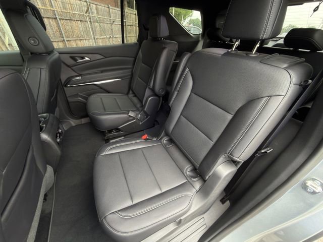 New 2026 Chevrolet Traverse LT w/ Driver Confidence Package FWD image 18