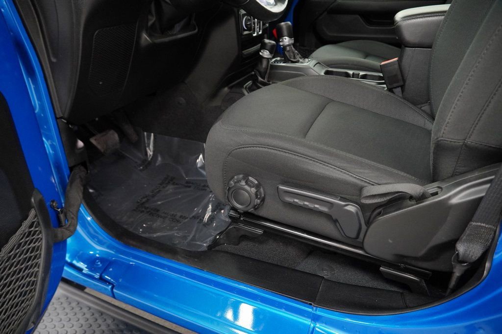 Certified 2022 Jeep Wrangler Unlimited Sahara w/ Cold Weather Group image 45