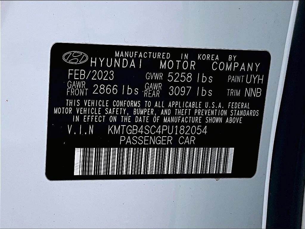 Used 2023 Genesis G80 2.5T image 27