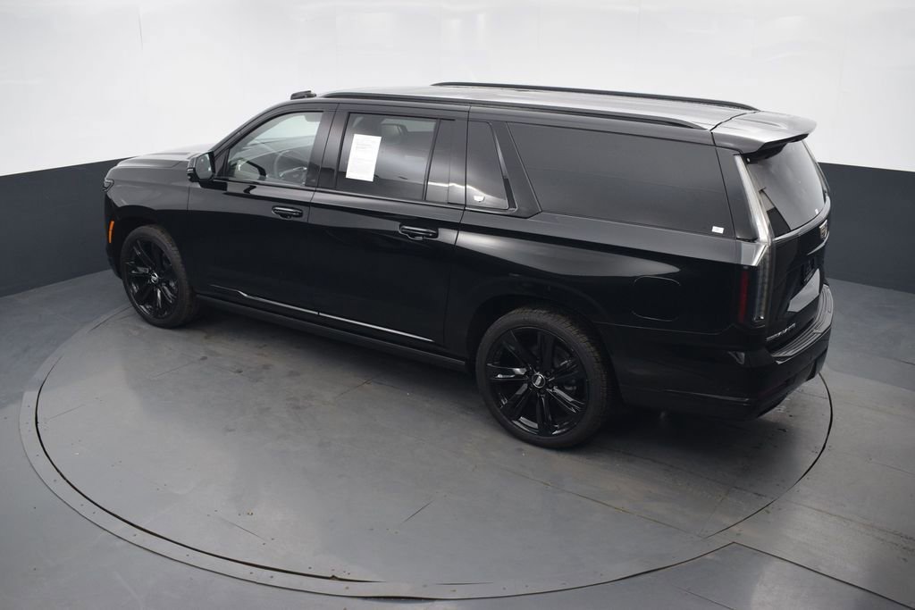 Certified 2026 Cadillac Escalade ESV Sport w/ Touring Package AWD/4WD image 43