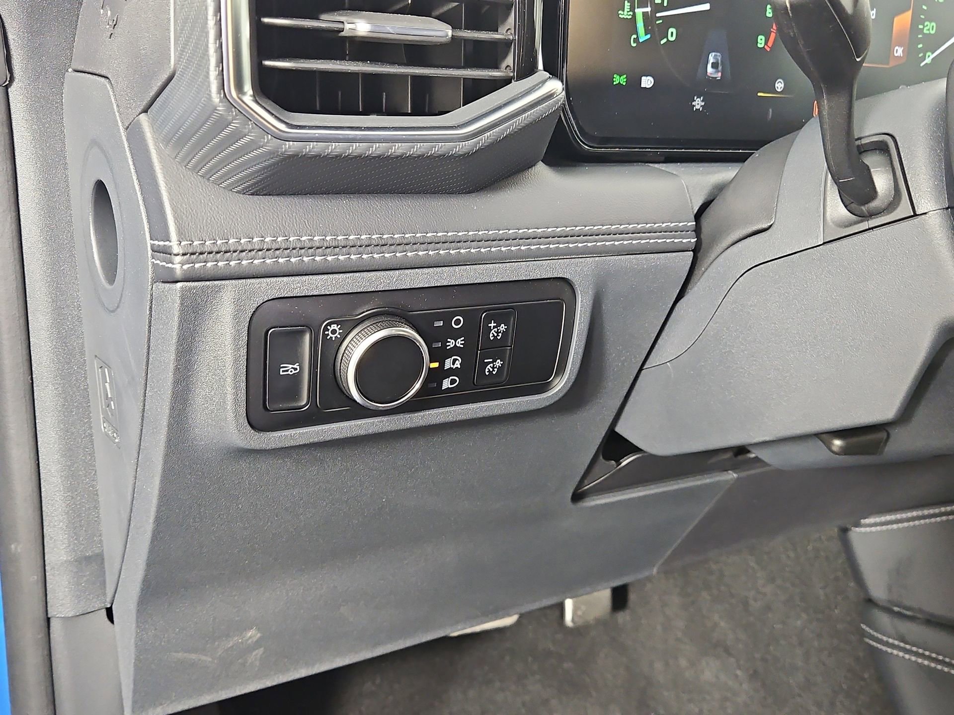 Used 2024 Ford Mustang GT Premium w/ GT Performance Package RWD image 19