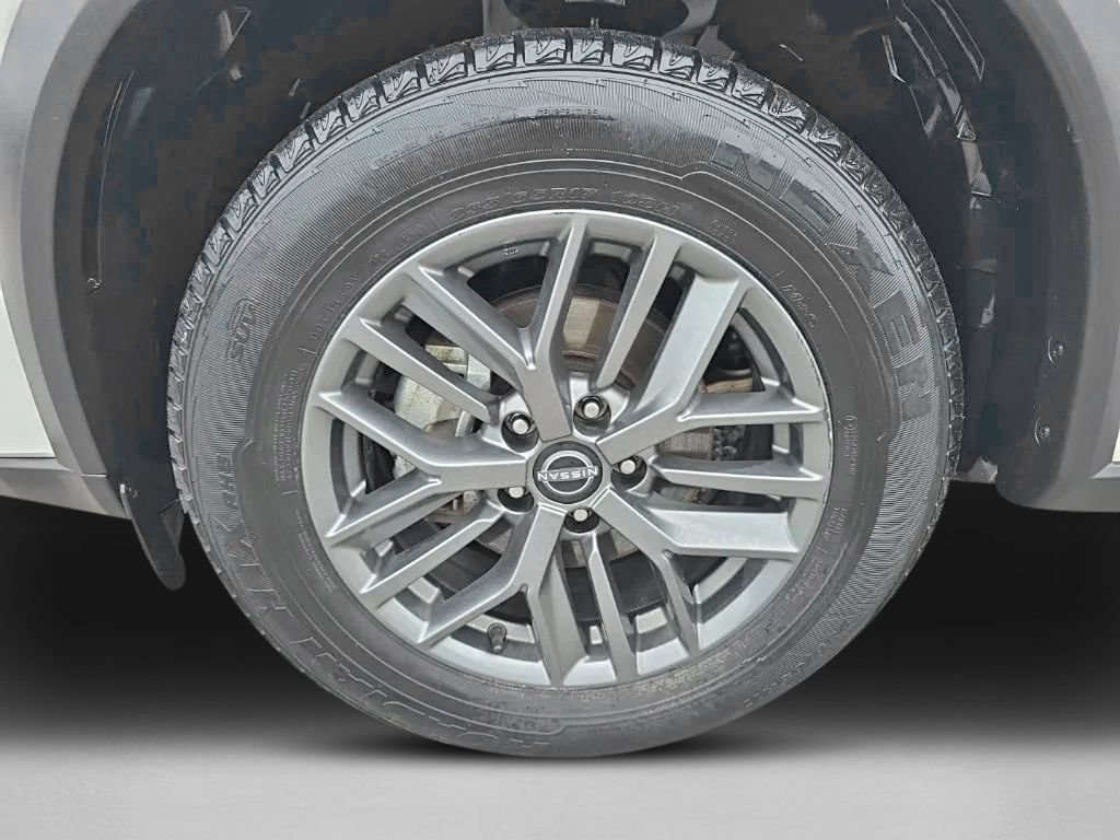 Used 2024 Nissan Rogue S FWD image 10
